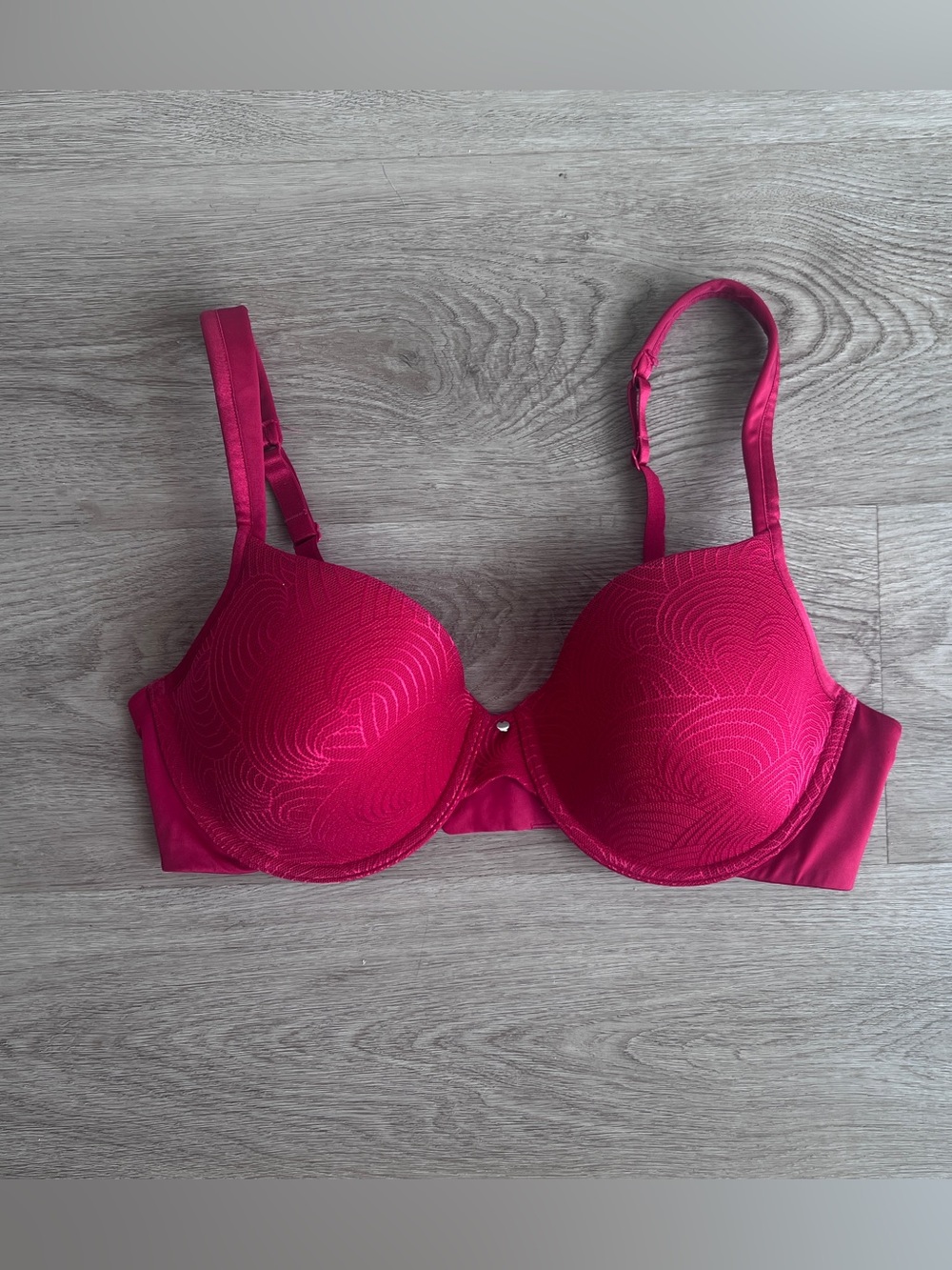 Warners Red Swirl Print Underwire Light Padding Bra Size 38C